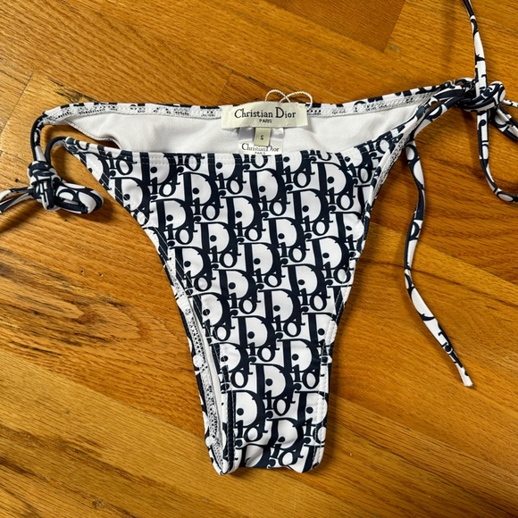Dior White & Black Logo Tie Triangle Bikini - Picture 4 of 4